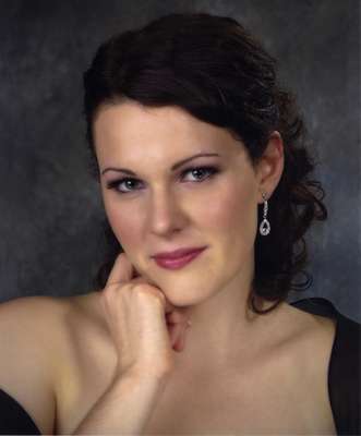 Sara Lloyd Torbeck - Sara_Lloyd_headshot002_1059x1280_