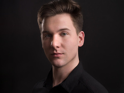 Headshot.jpg